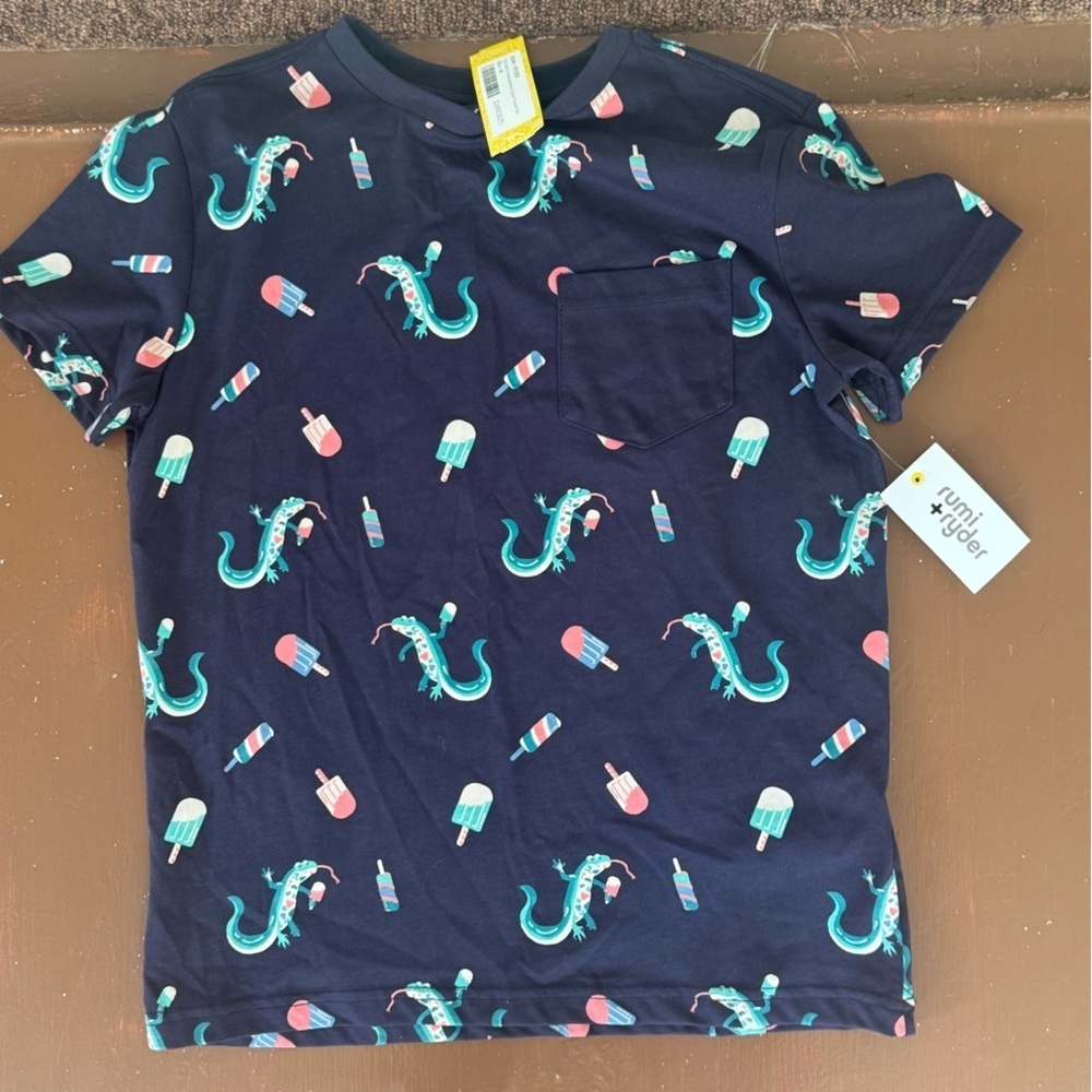 Rumi + Ryder Lizard with popsicle summer pocket tshirt. Girls M (8/10) NWT